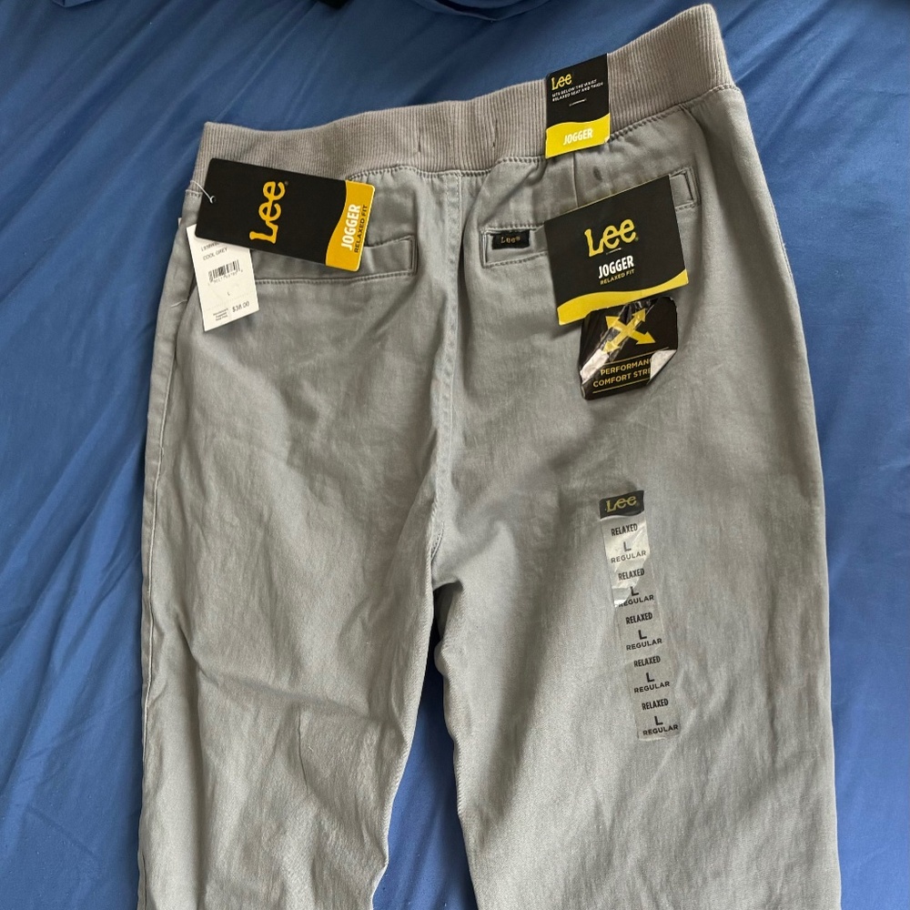 Lee Joggers brand new